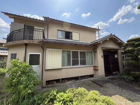 Yoshino District, Yoshino Town, Oaza Miyataki (Yamato-Kamiichi Station) 2-story 6DK