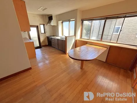 ■Land over 100 tsubo☆■Building approximately 46 tsubo☆■City gas compatible♪■Iijima area!