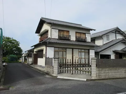 Hatsukaichi City, Maruishi 1-chome (Onoura Station) 2-story building 6DK