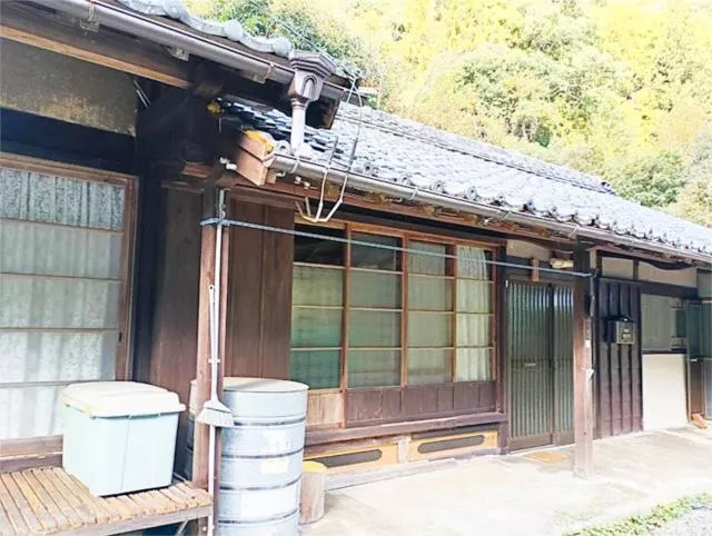 Matsusaka City, Iinan Town Mukayami, single-story building 2DK
