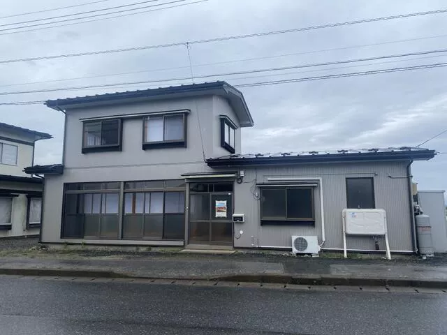 Tono City Matsuzaki Town Shiraiwa 8 Chiwari (Tono Station) 2-story 5DK