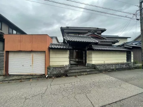 Wakae-cho 2-chome, Tsuruga City (Nishi-Tsuruga Station), 2-story, 5DK