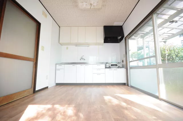 Hachioji City, Yotsuya Town (Nishi-Hachioji Station) 2-story 4DK