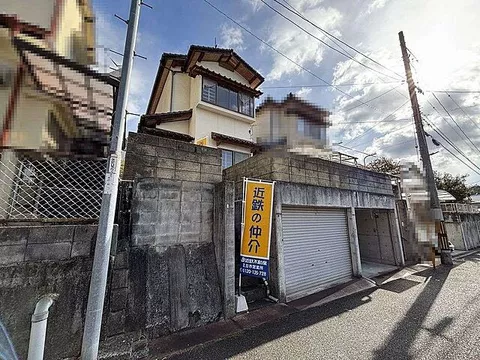 Used single-family home, JR Sanyo Main Line Itsukaichi Station, 11 minutes by bus, get off at Nakachi Ohashi, 9 minutes on foot