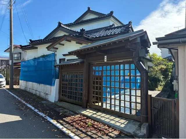 Tōei Town (Sakata Station) 8.5 million yen