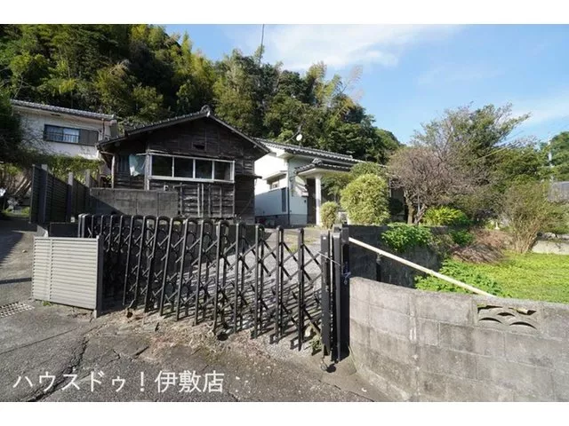 【Parking for 4 cars × Popular single-story building × Land 122 tsubo】【11 minutes on foot to Ishiki Elementary School】