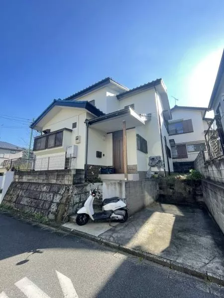 Iruma City Oaza Koyata (Bushi Station) 2-story 4LDK