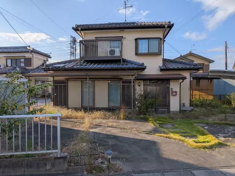 Kodama District, Misato Town, Oaza Inomata (Matsuhisa Station) 2-story 4DK