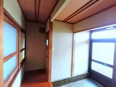 Saijo City, Tanbara Town, Imai (Mibukawa Station) 2-story building 5DK