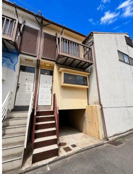 Kyoto City, Nakagyo Ward, Juraku Maehigashi-cho (Nijo Station) 3-story building 3DK