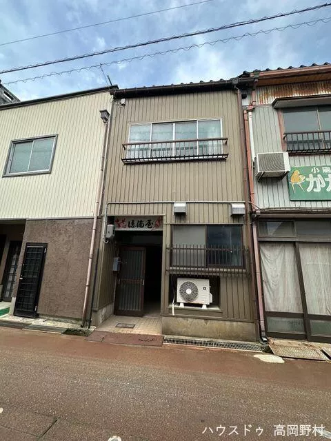 Imizu City, Chuo Town (Shimmachiguchi Station) 2-story building 5K