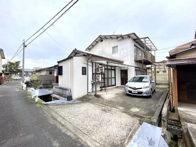Wakakusu 3-chome, Saga City (Saga Station) 2-story building 7DK