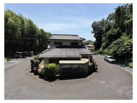 3,800,000 yen in Hatobukidai 1 (Nishi-Kani Station)