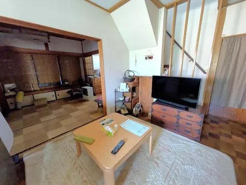 Hiki-gun Arashiyama Town, Oaza Shiga (Musashi-Arashiyama Station) 2-story building 3LDK