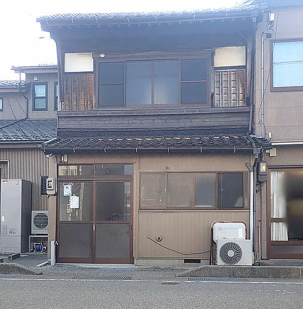 Sakae-machi, Himi City (Himi Station) 2-story 8DK