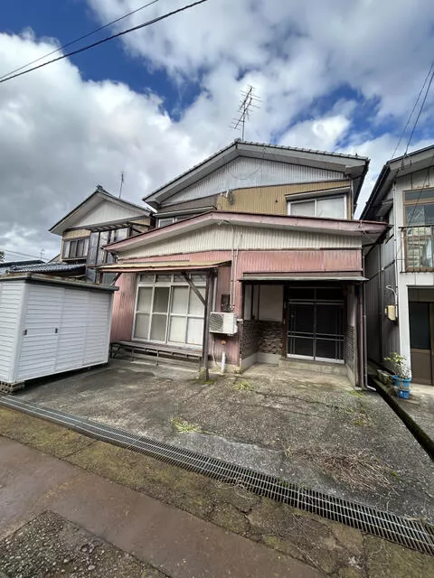 Sanjo City Kitashinbo 1-chome (Sanjo Station) 2-story 6DK