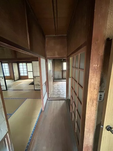 Nakajo, Nakata Town, Nirasaki City (Shinfu Station) Single-story building 4K