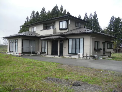 Oshu City, Iwate Prefecture, Ozawa Koyama, Sotoura (Rikuchu-Ori Station) 2-story building 8DK