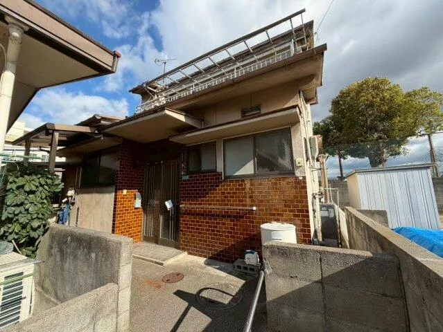 2F 4DK in Umeda-cho, Matsuyama-city, Okinawa (Mitsu Sta.)

1.9 million yen