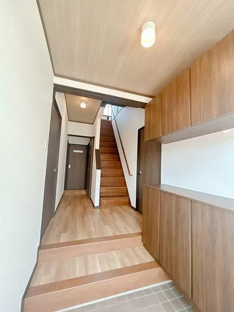 Used single-family home in Nakagifu City - Image 22