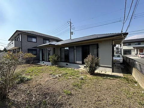 Used single-family home in Ibaraki Town, Oura District, Izumino 1-chome