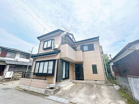 Used single-family home in Hirose Town, Kiryu City