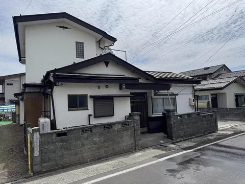 12 million yen, Tanakacho 3 (Okaya Station)