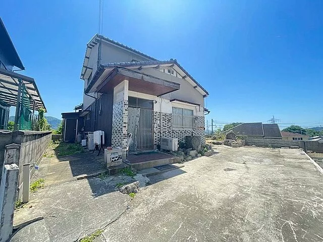 Used single-family home Iwasaki 2-chome 11-banchi
