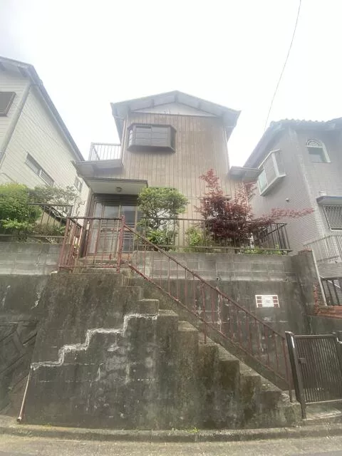 3-chome, Fujimi-cho, Yokosuka-shi, Kanagawa (Kenritsu Daigaku Sta.) 2F 4K

2F 4K 5,980,000 yen