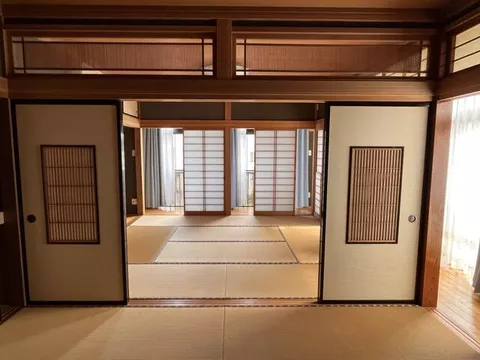 Masato Town, Ojiya City 3-story building 7DK