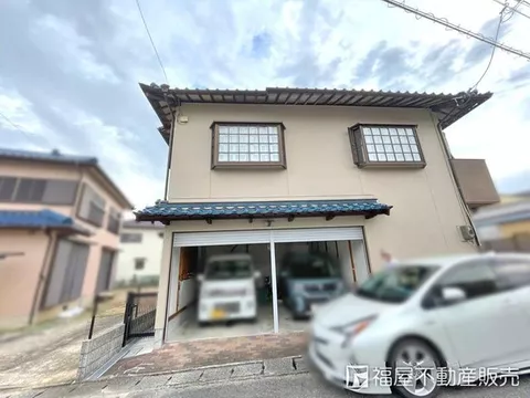 Approximately 109 tsubo of land area available♪ Please consider it as land as well♪