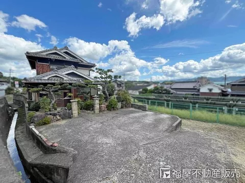 Miyukitsuji (Miyukitsuji Station) 6,300,000 yen