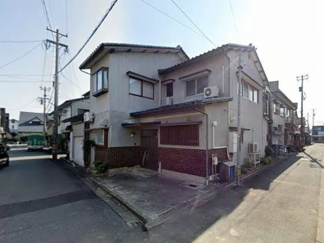 Kasuga 2-chome, Fukui City (Akajujimae Station) 2-story building 5DK