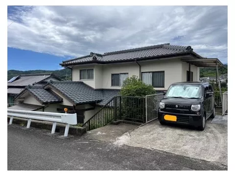 We have taken care of a residence in the Yoshitaka Danchi area of Minase Elementary School and Nakazato Junior High School!