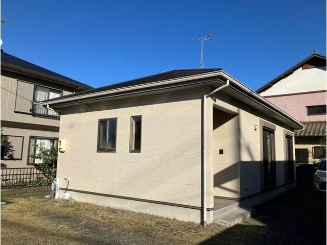 Single-story building! 216.62㎡ (65.52 tsubo)! Up to 4 cars can be parked!