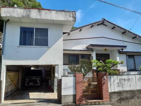 Kochi City, Nagahama (Sanbashi-dori 5-chome Station) Single-story building 5DK