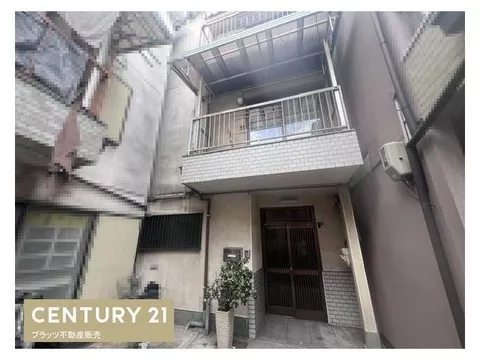 ■ 6 minutes on foot from the station ■ Land area approximately 14.87 tsubo ■ 4DK ■ Steel-framed 3-story building
