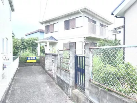 Kataoka, Hiratsuka City (Tokai University Mae Station) 2-story 4SLDK