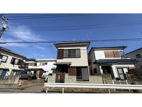◆About a 6-minute walk to elementary and middle schools◆ A location with abundant surrounding facilities