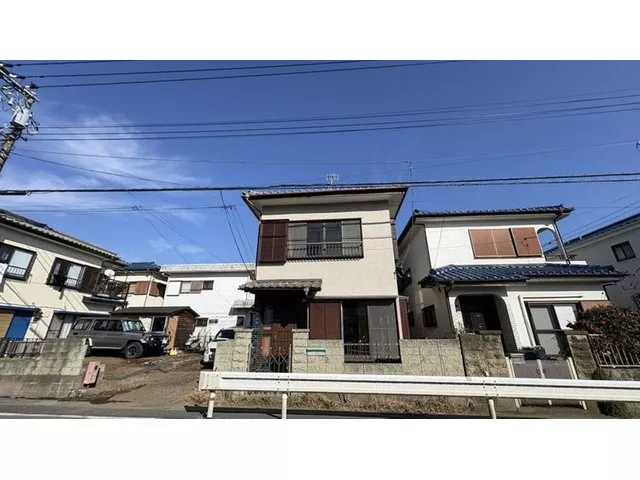 ◆About a 6-minute walk to elementary and middle schools◆ A location with abundant surrounding facilities