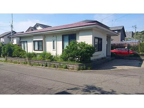 Used single-family home, 1 minute on foot from JR Uetsu Main Line Iwaki-Minato Station