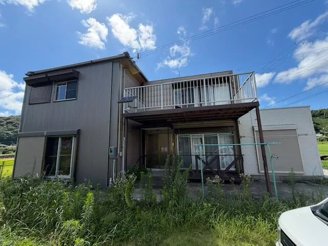 Yura Town, Hidaka District, Oaza Sato (Kii-Yura Station) 2-story building 5LDK