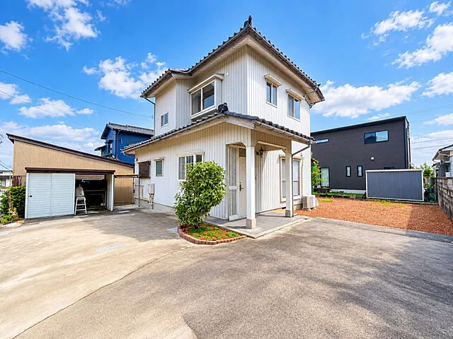 Used single-family home Toyama City Ishiya - Used house