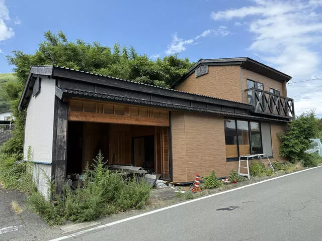 Aso District, Minami Aso Village, Oaza Kawayō 2-story building 2K