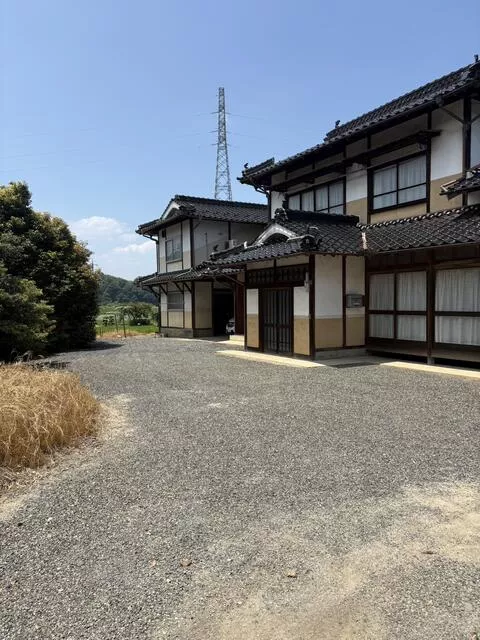 Tsuyama City, Higa (Tsuyama Station) 2-story building 6DK