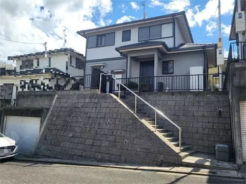 Minamikawachi District, Kawachinagano Town, Sakurazaka 1-chome (Tondabayashi Station) 2-story 4SLDK
