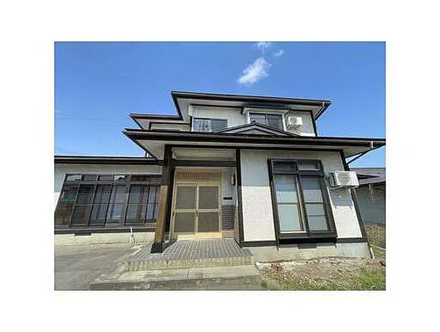 Used single-family home for sale in Sagae City