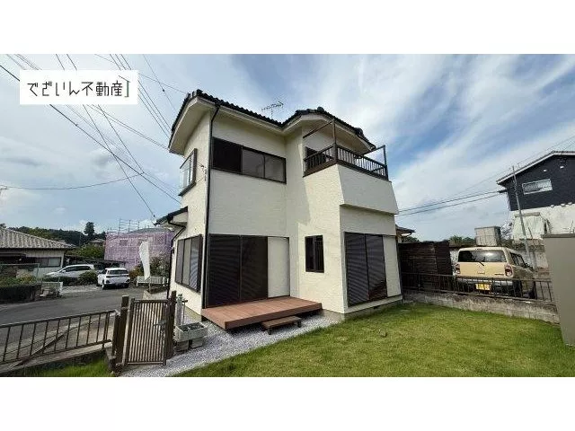 / Renovated inside and out in August of the 8th year of Reiwa＊* / Spacious garden ■ With wooden deck ■ Ample storage