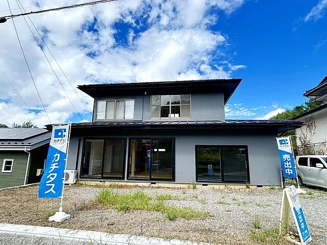 Used single-family home in Miyagawa, Chino City