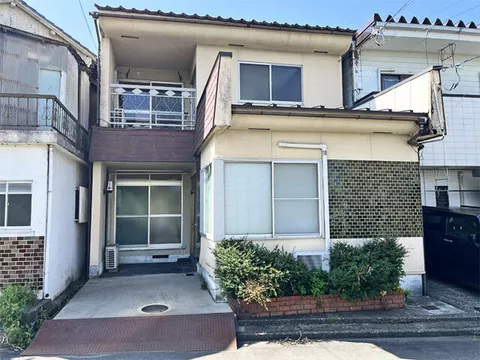 Fukui City Katsumi 1-chome (Fukui Station) 2-story 4DK